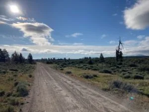 Off-grid 1.57-acre parcel with direct access to Freemont-Winema National Forest!