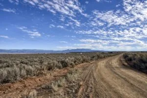 0.25 Acre RV & Earthship Friendly Lot Just Minutes From Taos