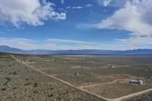 0.25 Acre RV & Earthship Friendly Lot Just Minutes From Taos