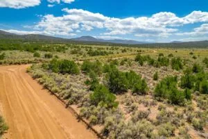 5.7 Acre Corner Lot With Power Close To Mountain Home Reservoir