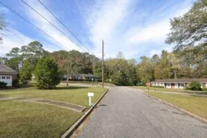 Ozark AL, Land, Quiet Neighborhood